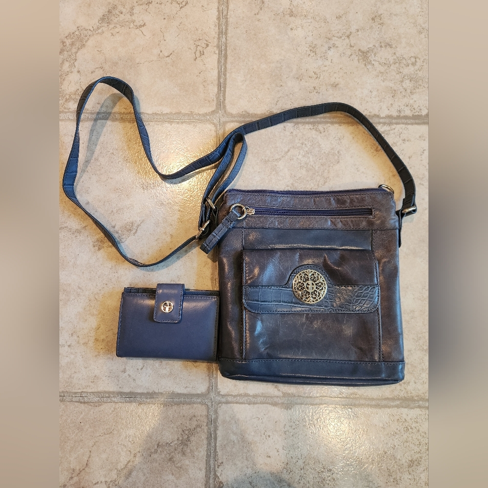 Giani Bernini Handbag & Wallet